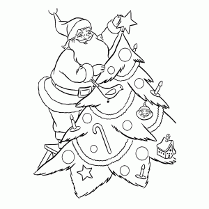 De Kerstman zet de piek op de boom